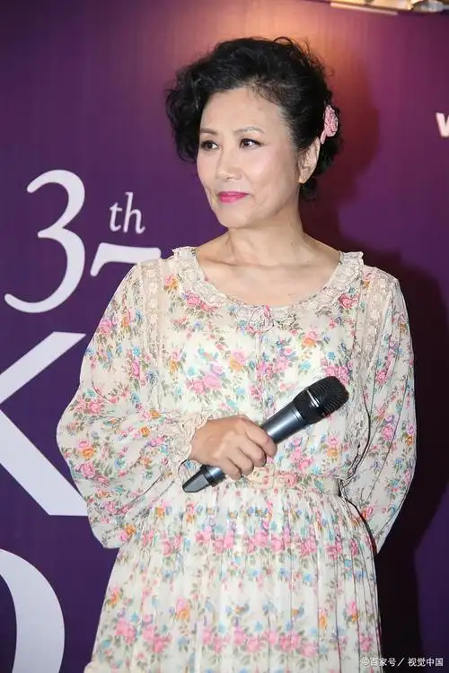 精选著名歌手汪明荃10首经典歌曲,她的音乐精神感染了许多人