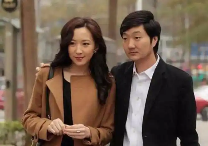 41岁王大治感情生活身体发福丑出新高度为何还能让董洁爱上他