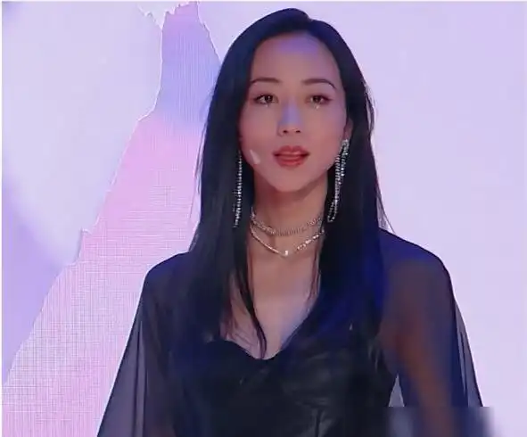 韩雪,袁冰妍,张予曦,傅菁同台演绎四大美人,差距全体现在腿上