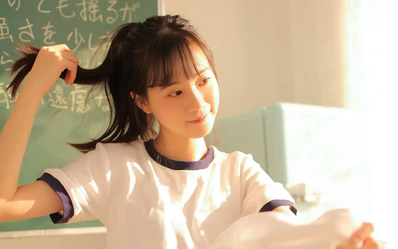 教室校花美女图片高清桌面壁纸高清大图预览1920×1200_美女壁纸下载