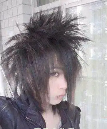 非主流男生发型图片-非主流男生蓬松发型-90后男生非主流发型-非主流