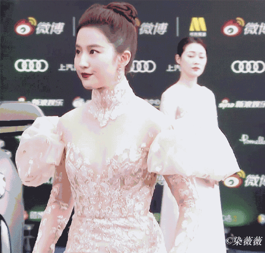 敢穿会穿的女明星越来越少##内娱红毯为什么变无聊了#来看看往年男