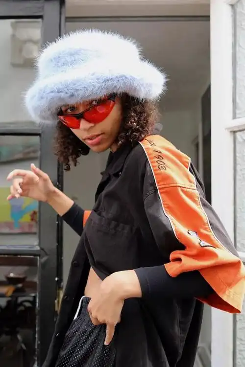 认识一下这位伦敦女说唱歌手lavalarue