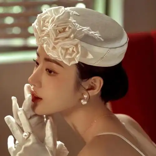 新娘头饰发饰法式缎面花朵礼帽影楼拍婚纱照配饰品高级感白纱手套