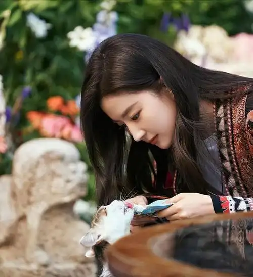 35岁刘亦菲的豪宅火了全屋奢华大方没有一丝俗气真高级