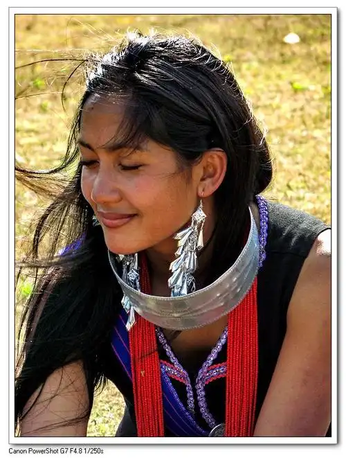 西盟佤族系列之·佤族姑娘