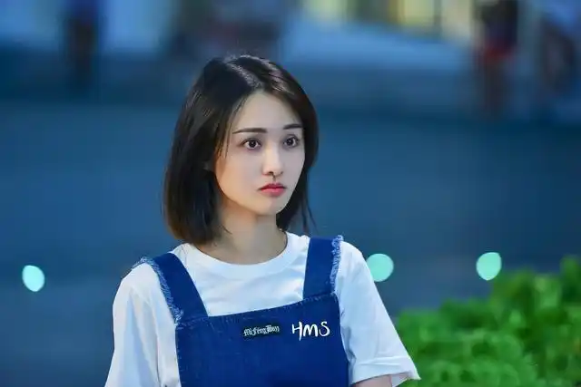 郑爽青春斗剧照高清壁纸因为梦想永远是梦想