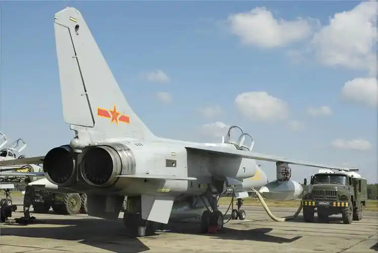 振国神器: 歼轰-7a( 1 / 29 )