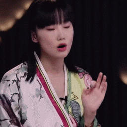 半个喜剧圈的人都在这个碗里了