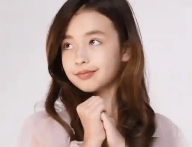 范丞丞妹妹,热巴妹妹,华晨宇妹妹,看到他的:出道吧,爆红那种