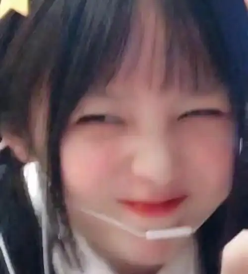 坏笑草莓果酱ox草莓果酱ox表情包