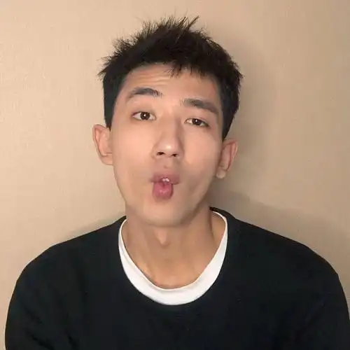 男生发型 | 4cm " 短 碎发 " | 这个发型真的适合男孩子—4cm"短碎发"