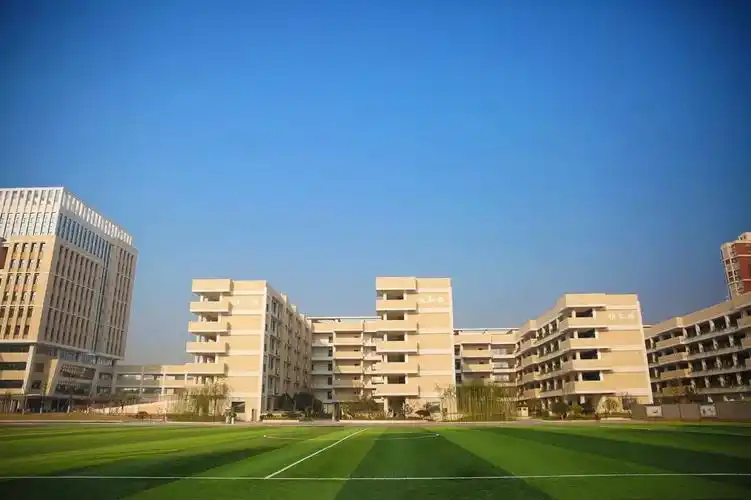 新高一,新发展——湖南广益实验中学