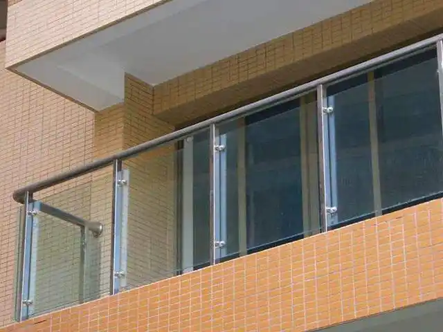 玻璃护栏