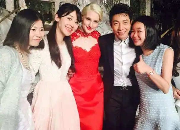 撒贝宁老婆李白简历,撒贝宁的妻子李白个人简历("白富美"李白:五洲