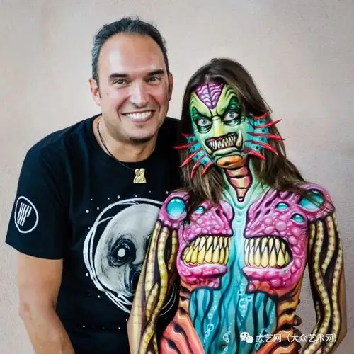 大众艺术网多才多艺的特色视界意大利67现代人体彩绘艺术家画家