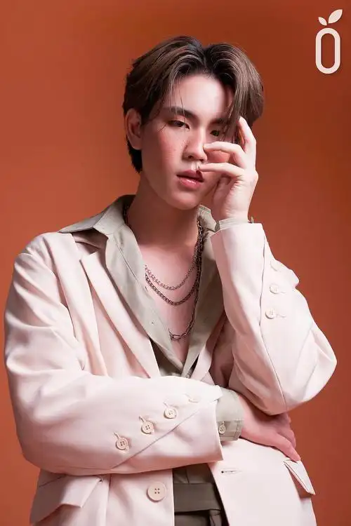 瓦鲁特查瓦力朱吉翁premwarutchawalitrujiwong的图片