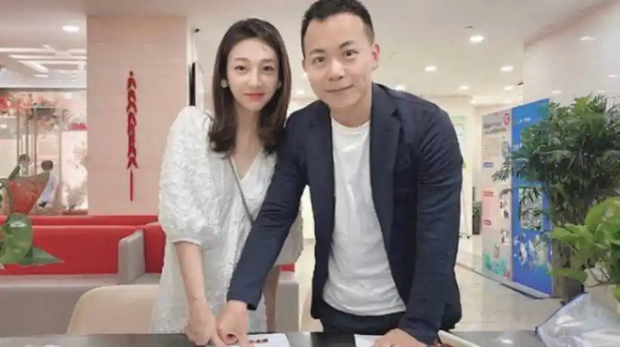 原创小婉君金铭被爱情伤透了心找个疼自己的王子为何那么难