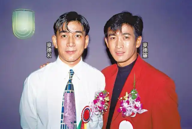 李力持导演晒照亚洲电视老面孔61岁的黄蓉保养有术