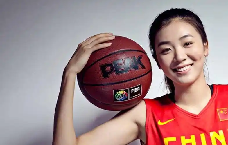 盘点女篮5大女子,最后一个太可惜_张隆_赵爽_篮球