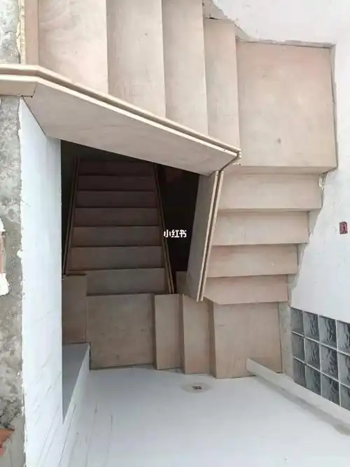 知识点来了_木工_实木_南京南站攻略_玻璃楼梯扶手_家居家装_装修