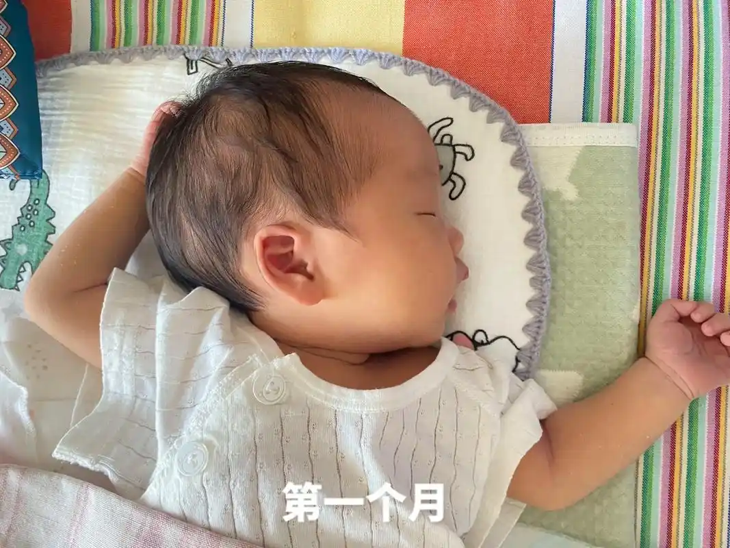 舟状头成功睡出小圆形.宝妈们千万不要摆烂 睡头型真的不难! - 抖音