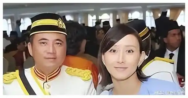 嫁给名门后裔,却不做豪门金丝雀,如今的胡静被朱兆祥宠溺至深