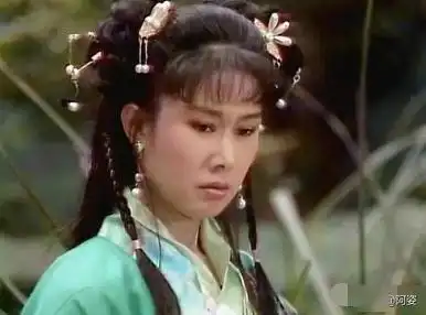 新白娘子传奇中许仕林为何会娶表妹