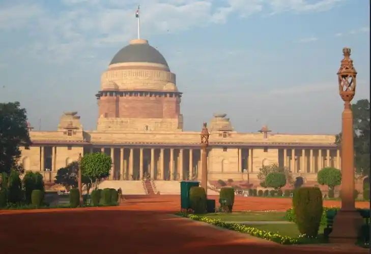 【携程攻略】新德里印度总统府景点,总统府建于1929年,原名维多利亚宫