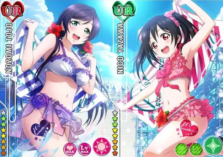 求ll泳装高清图,现在有一张不清楚的,只要她们两个的 谢谢