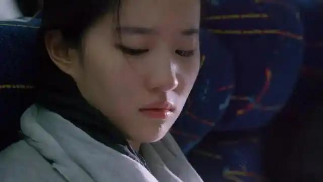 《第三种爱情》:身份悬殊的爱情,及时止损,才是对自己负责