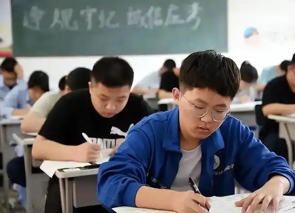 高考当天,为什么不让穿校服?这些原因你绝对猜不到!