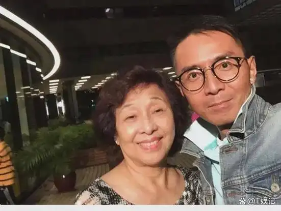 越多,因为男人的年纪越来越大,娶了十几岁甚至二十多岁的老婆的明星