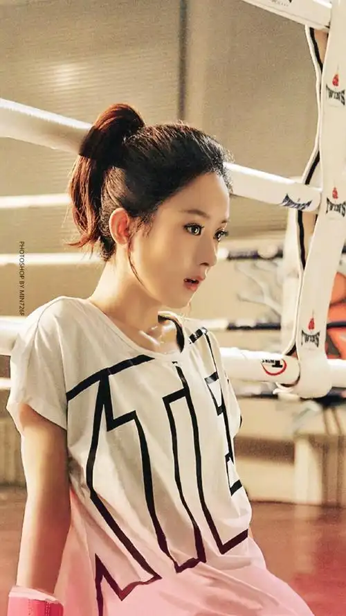 赵丽颖特步代言图cr见图