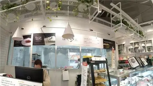 【grace cake格丽思】| 炎炎夏日,唯有冰激凌蛋糕不可辜负!_门店
