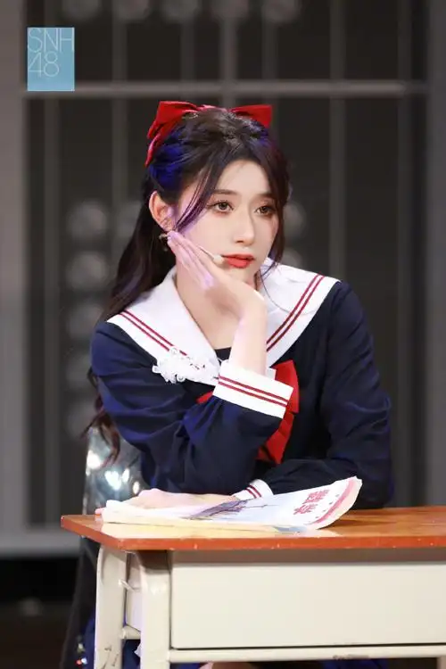 【snh48超话@snh48-蒋舒婷-生日公演返图】今晚,自信洋溢,勇敢活泼的