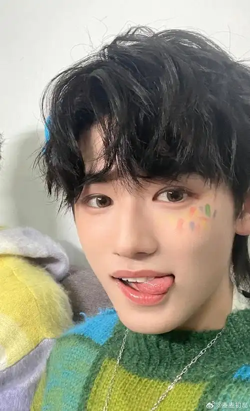 宋亚轩##宋亚轩连续三年为刘耀文庆生