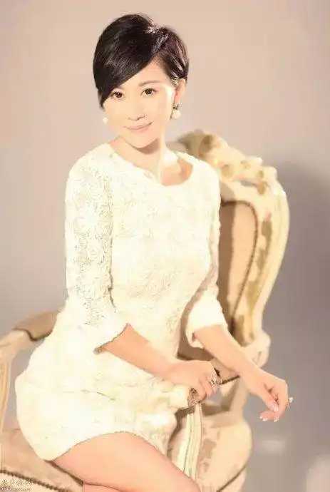 宋美遐80后美女ceo