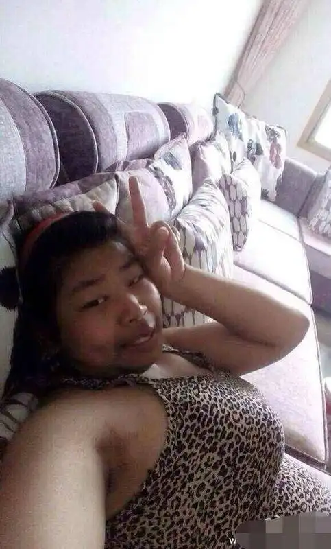 给我来几张丑照越丑越好