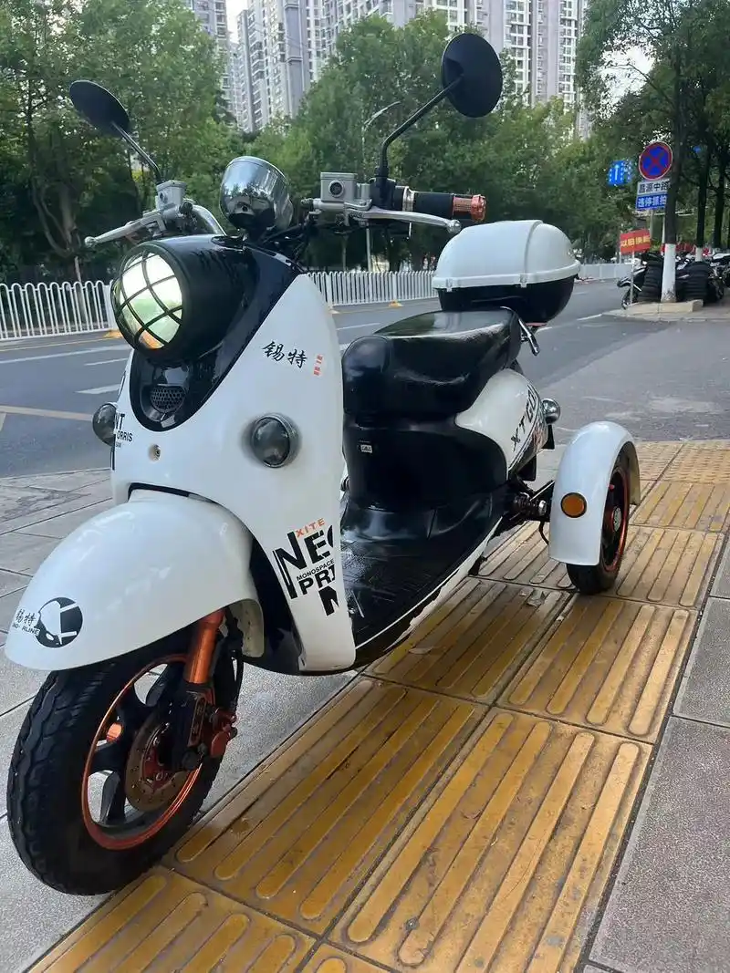 高配三轮小龟电动车,60付20安大电池,电池 - 抖音