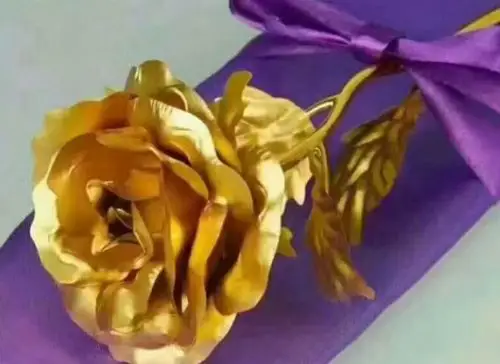 运气测试:4朵金花,哪朵是真的?测你最真实的性格是什么!