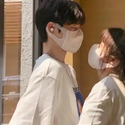 2021最新双人情侣头像真人图片