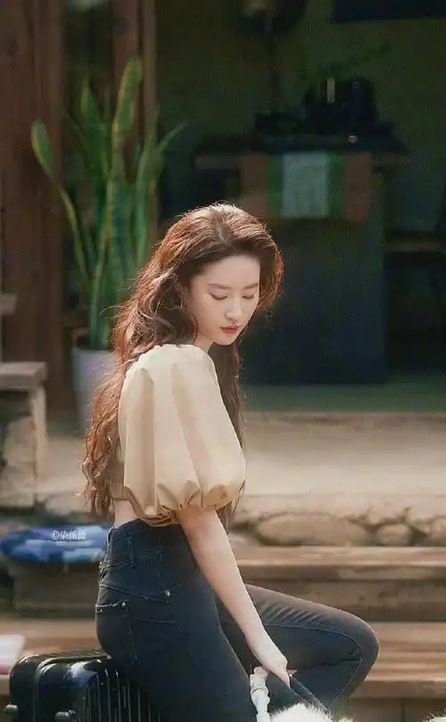 刘亦菲首部现代剧穿搭##刘亦菲许红豆好美