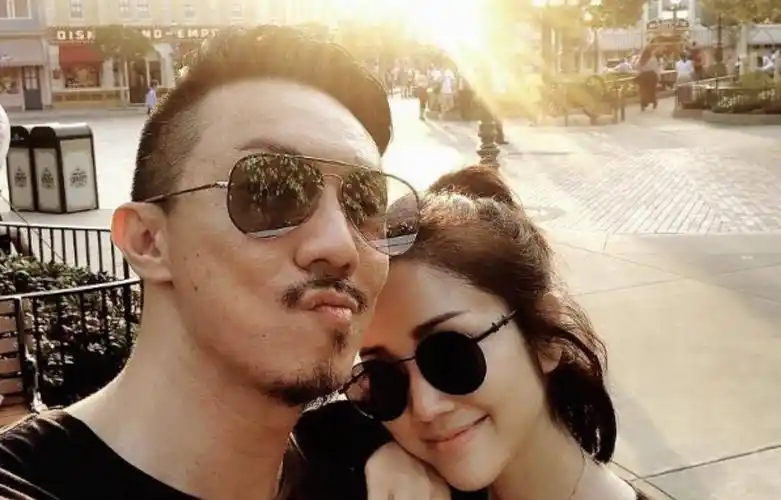 张继聪直播秀幽默直言和老婆差距越来越大网友想你拍剧