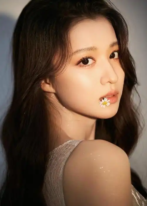 95后女星美貌排名(中国90后女明星名单列表)-天晟网