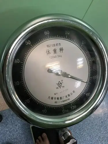 10岁武汉伢体重超过200斤!老师主动给他放"减肥假"