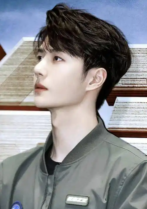 王一博时尚写真:阳光帅气,气质男神