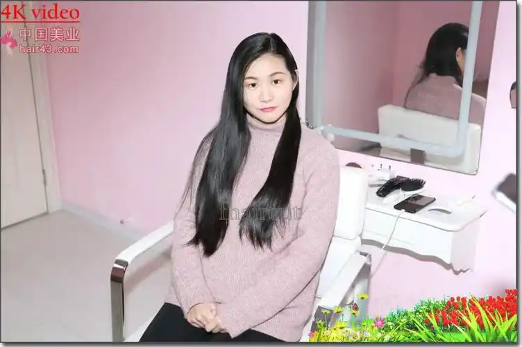 按着少妇刮脸剃光头芳飞13862