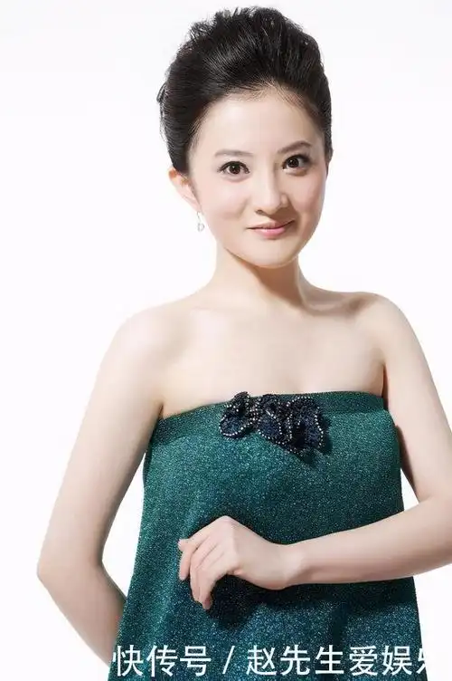 "国民闺女"金铭:19岁上北大,被撒贝宁暗恋20年,如今40岁怎样了?