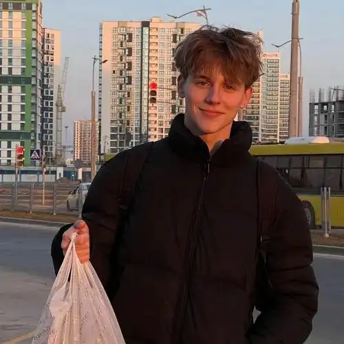 头像| ins超火的欧美男生头像大全 - 知乎